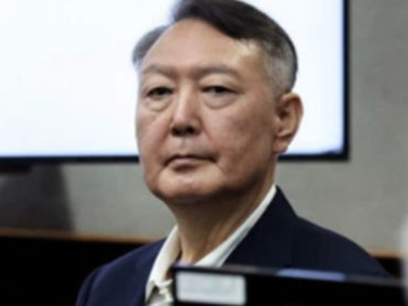 尹锡悦为何能在看守所内收到巨款